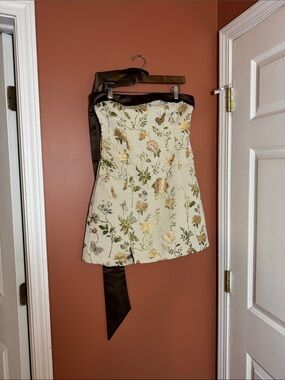 NWOT Cider Cream Floral Embroidered Strapless Dress with Gold Accents